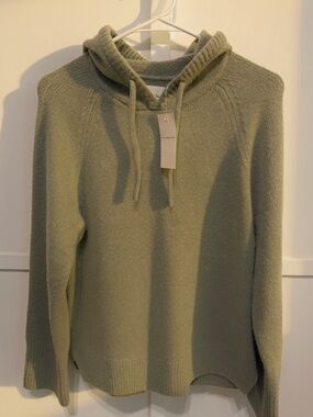 NWT Abercrombie & Fitch Women's Sage Green Hooded Knit Sweater